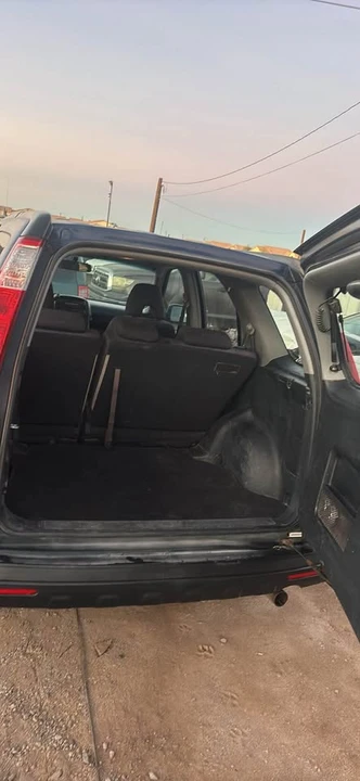 2005 Honda CR-V 2nd Gen - Image 7 of 8