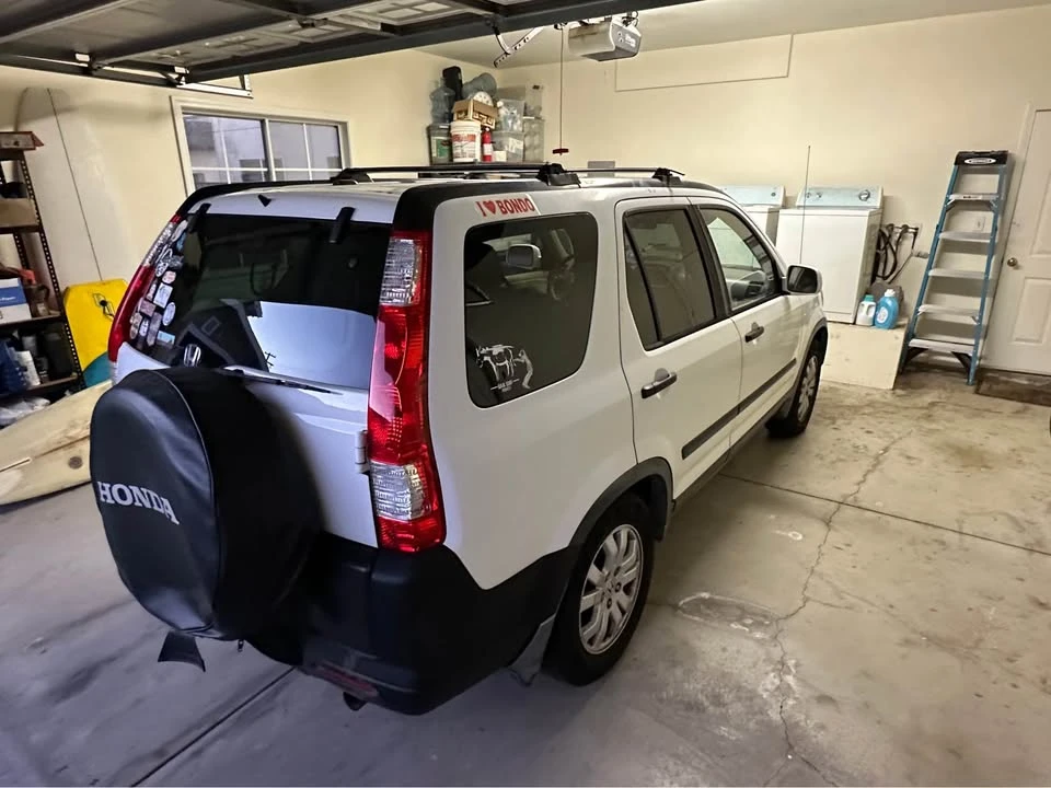 2005 Honda CR-V 2nd Gen - Image 4 of 13