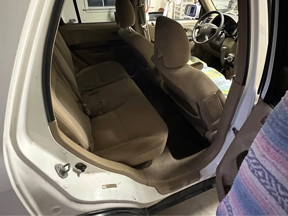 2005 Honda CR-V 2nd Gen - Image 6 of 13