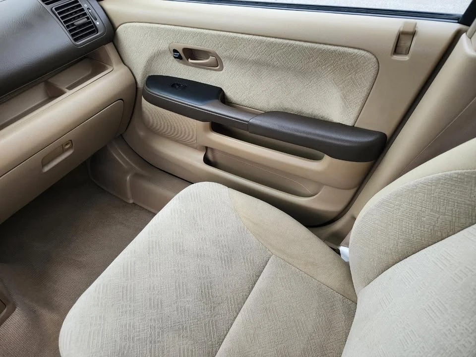 2005 Honda CR-V 2nd Gen - Image 19 of 20