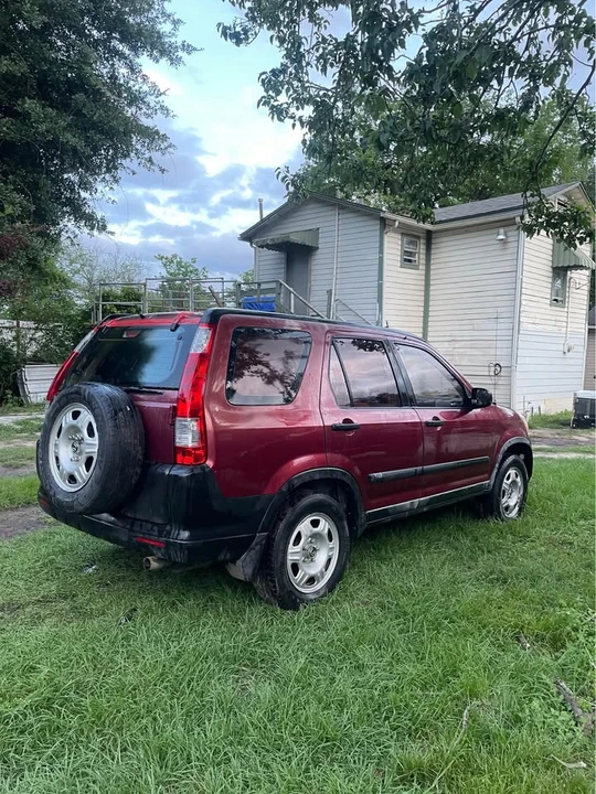 2005 Honda CR-V 2nd Gen - Image 6 of 14