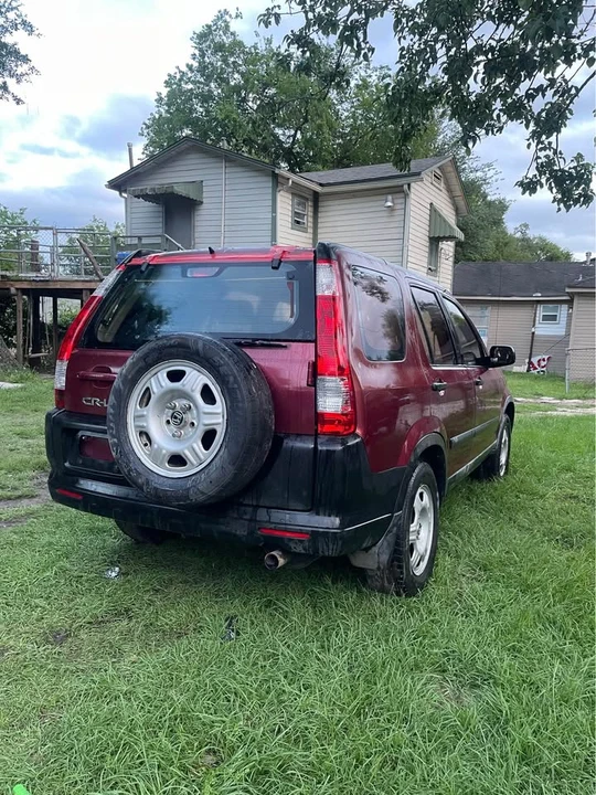 2005 Honda CR-V 2nd Gen - Image 14 of 14
