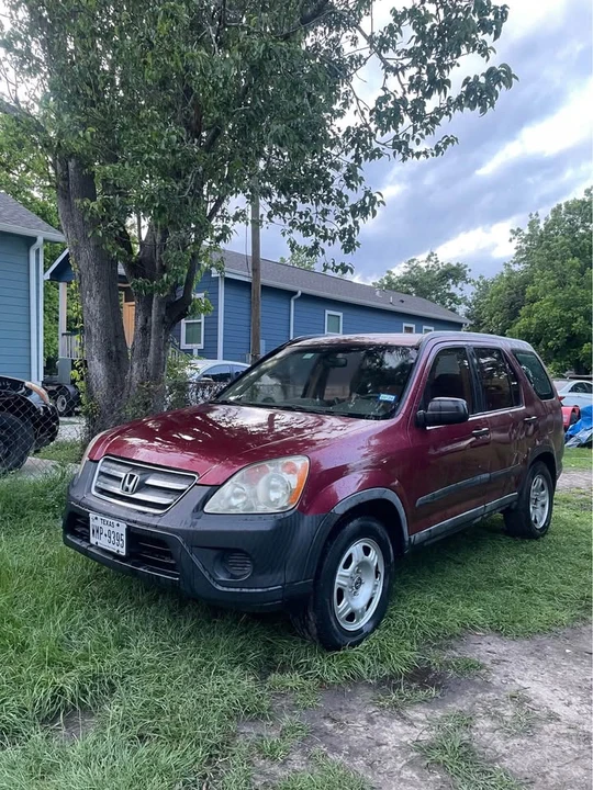 2005 Honda CR-V 2nd Gen - Image 3 of 14