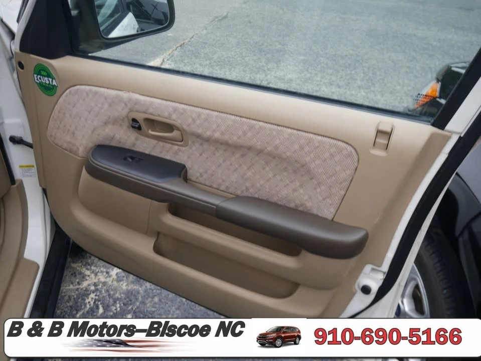 2005 Honda CR-V 2nd Gen - Image 7 of 15