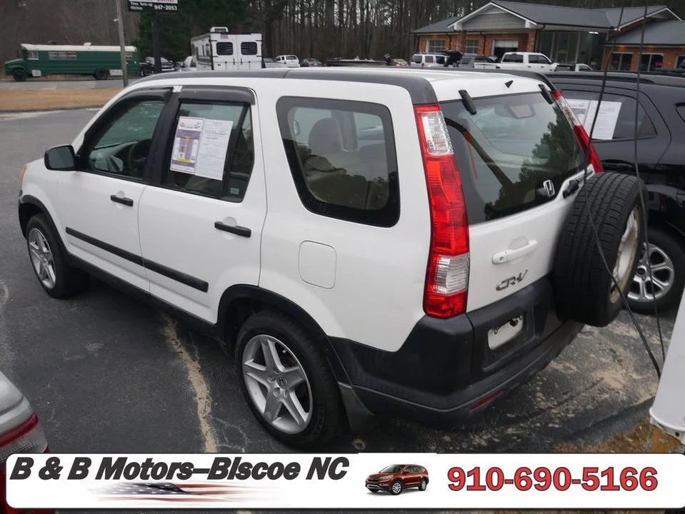 2005 Honda CR-V 2nd Gen - Image 3 of 15