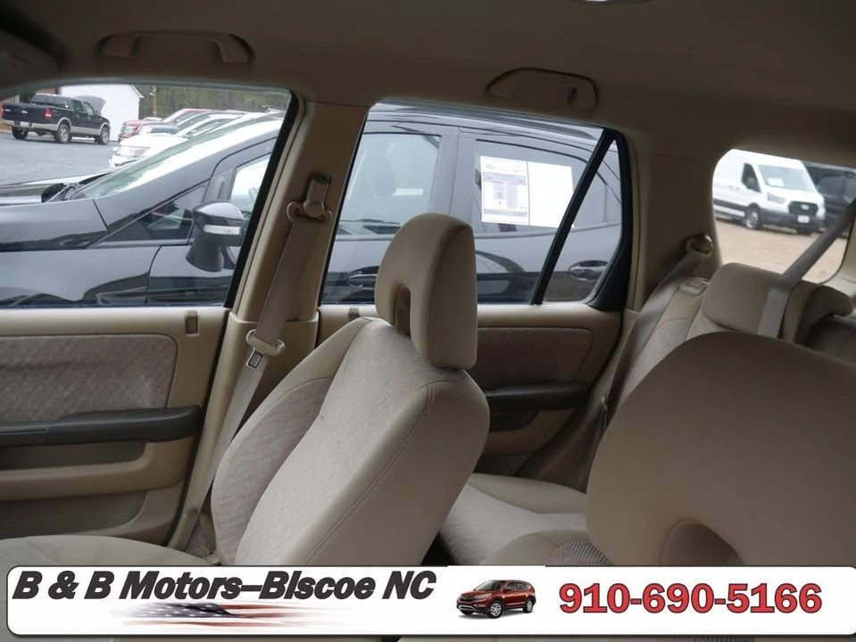 2005 Honda CR-V 2nd Gen - Image 15 of 15