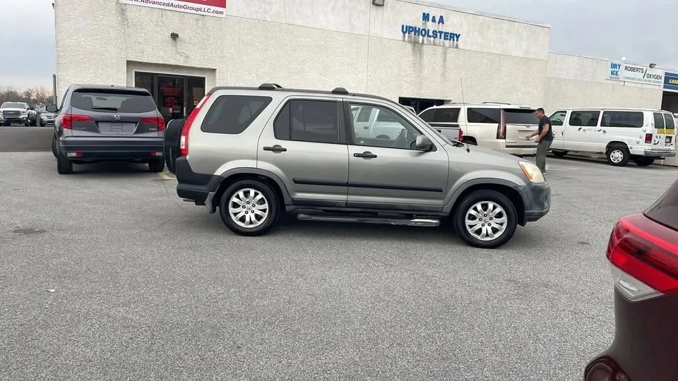 2005 Honda CR-V 2nd Gen - Image 4 of 20