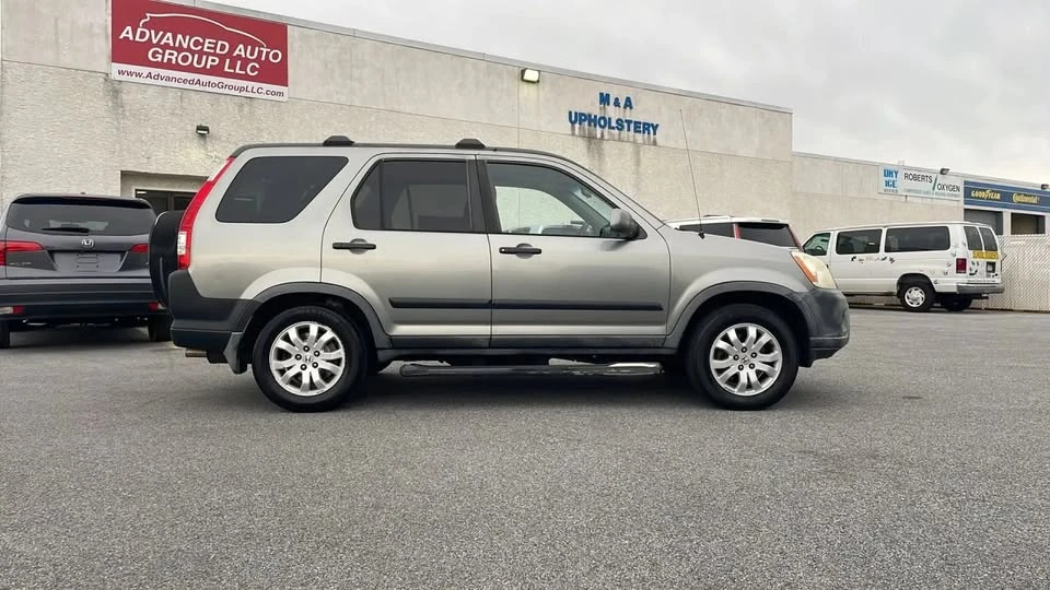 2005 Honda CR-V 2nd Gen - Image 12 of 20
