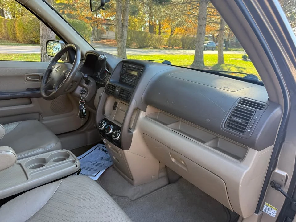 2005 Honda CR-V 2nd Gen - Image 11 of 19