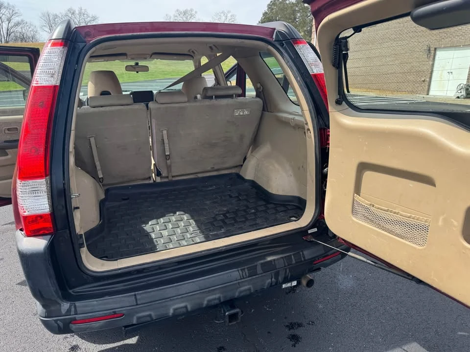 2005 Honda CR-V 2nd Gen - Image 11 of 15