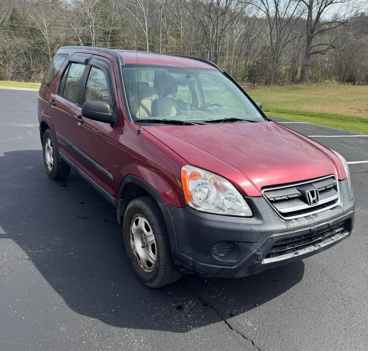 2005 Honda CR-V 2nd Gen - Image 3 of 15