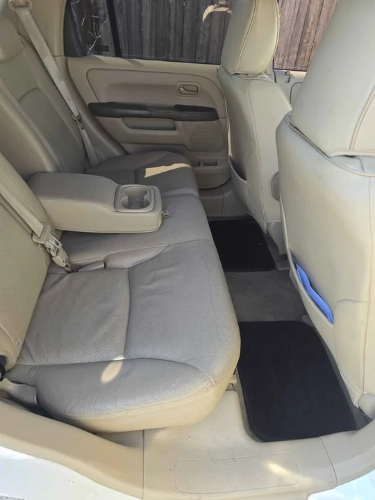2005 Honda CR-V 2nd Gen - Image 9 of 11