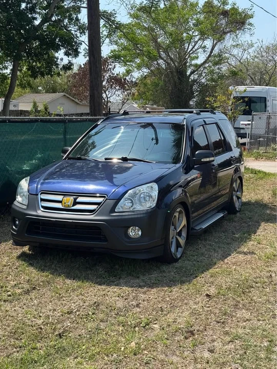 2005 Honda CR-V 2nd Gen - Image 3 of 14