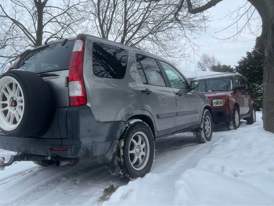 2005 Honda CR-V 2nd Gen - Image 5 of 6