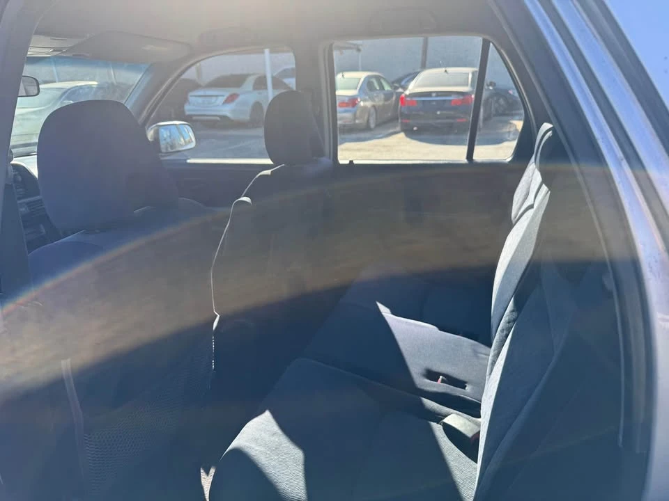 2005 Honda CR-V 2nd Gen - Image 7 of 9