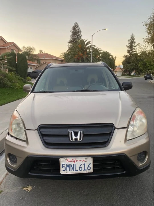 2005 Honda CR-V 2nd Gen - Image 8 of 11
