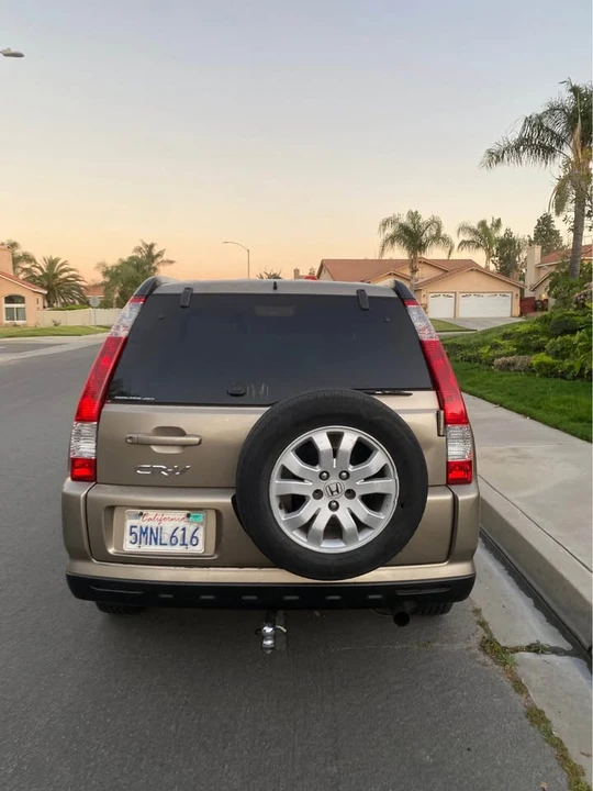 2005 Honda CR-V 2nd Gen - Image 10 of 11
