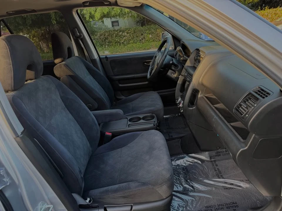 2005 Honda CR-V 2nd Gen - Image 9 of 14