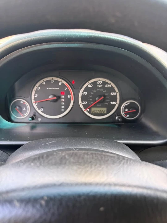 2005 Honda CR-V 2nd Gen - Image 4 of 9