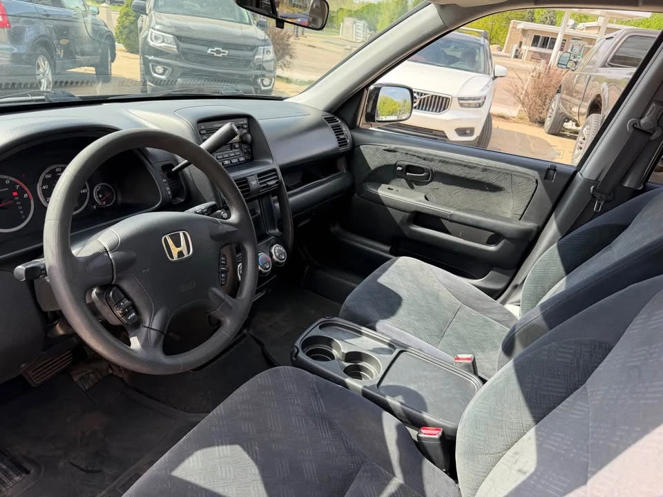 2005 Honda CR-V 2nd Gen - Image 8 of 12