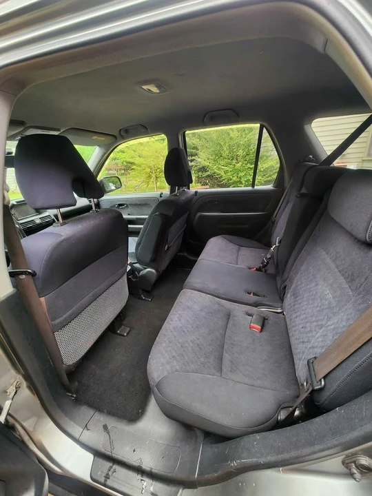 2005 Honda CR-V 2nd Gen - Image 4 of 7