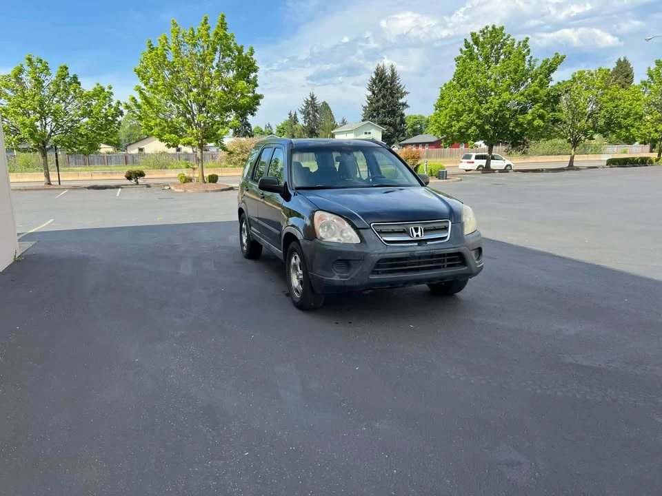 2005 Honda CR-V 2nd Gen - Image 2 of 7