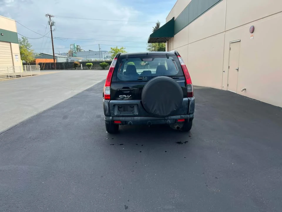 2005 Honda CR-V 2nd Gen - Image 5 of 7
