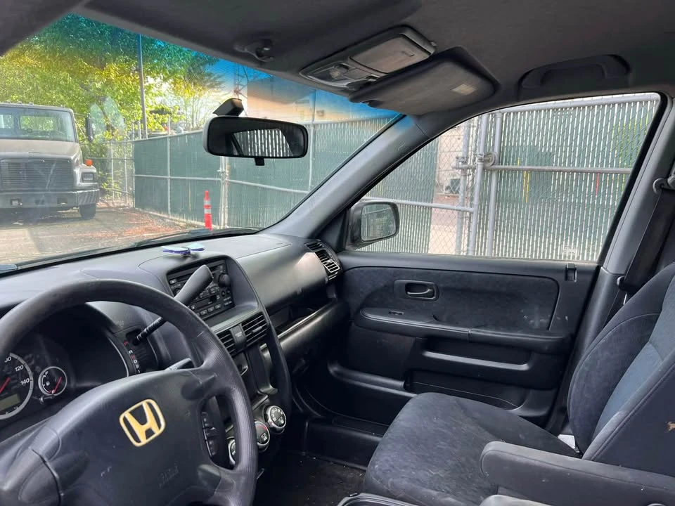 2005 Honda CR-V 2nd Gen - Image 6 of 7