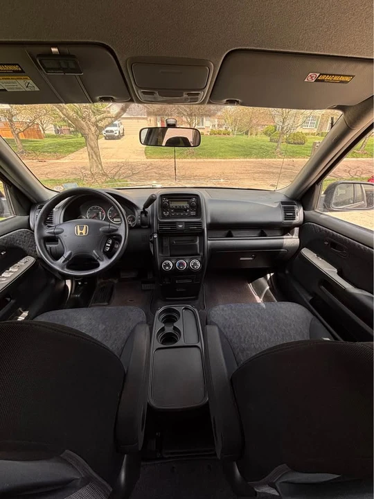2005 Honda CR-V 2nd Gen - Image 12 of 15