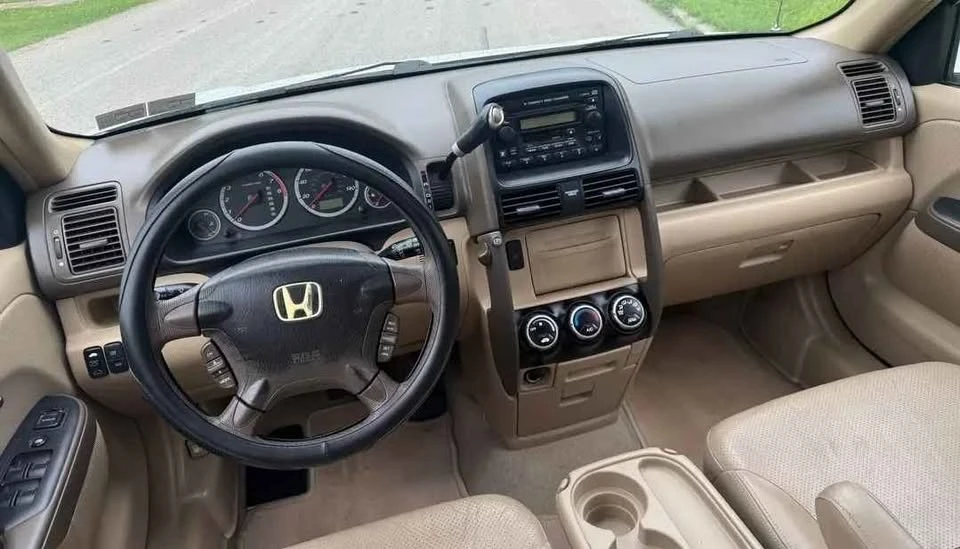 2005 Honda CR-V 2nd Gen - Image 5 of 14