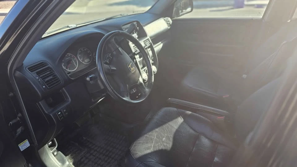 2005 Honda CR-V 2nd Gen - Image 11 of 11
