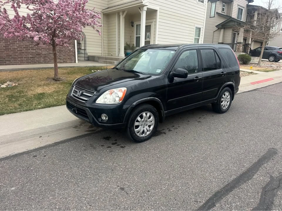 2005 Honda CR-V 2nd Gen - Image 4 of 10