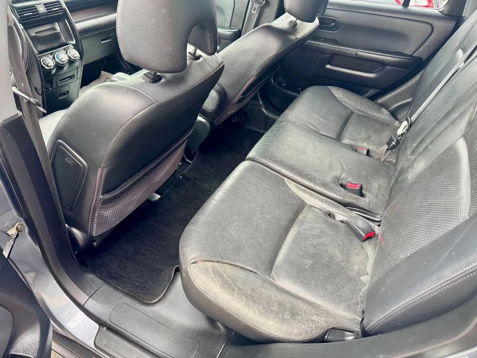 2005 Honda CR-V 2nd Gen - Image 9 of 9
