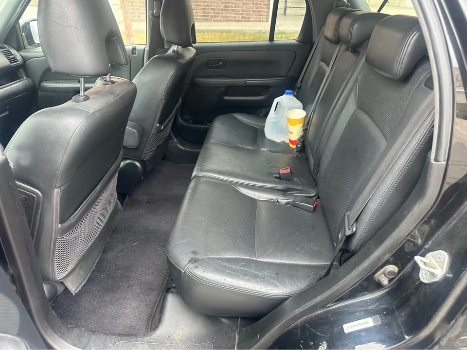 2005 Honda CR-V 2nd Gen - Image 8 of 10