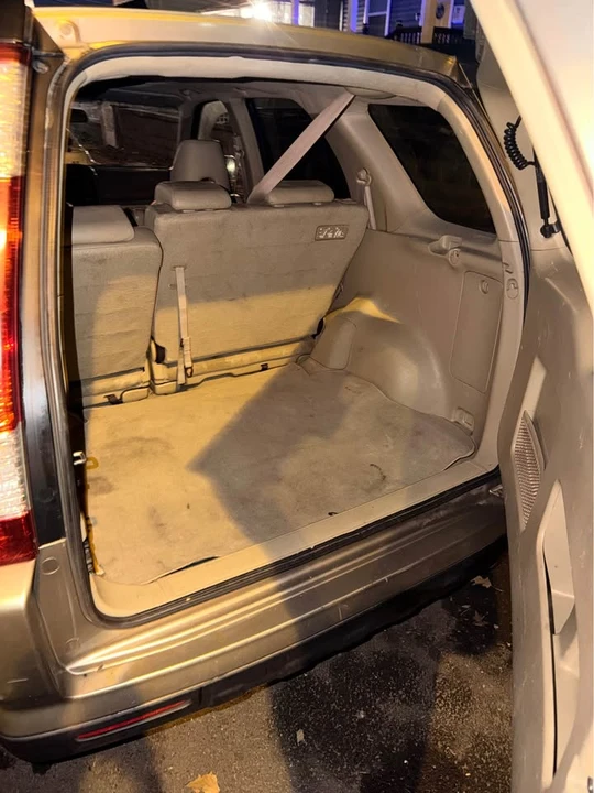 2005 Honda CR-V 2nd Gen - Image 14 of 18