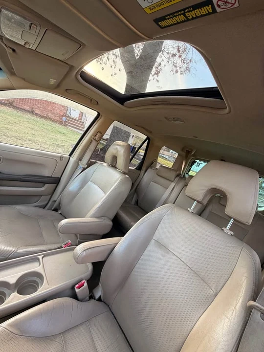 2005 Honda CR-V 2nd Gen - Image 15 of 18