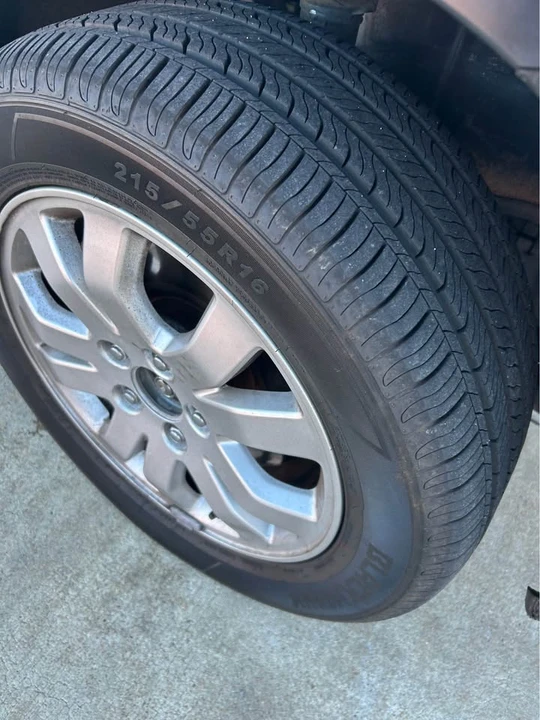 2005 Honda CR-V 2nd Gen - Image 4 of 20