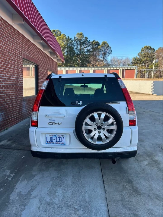 2005 Honda CR-V 2nd Gen - Image 17 of 20