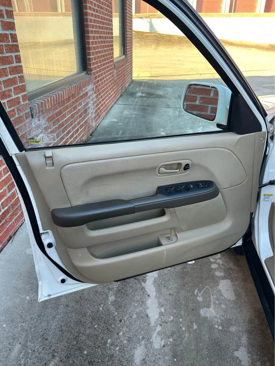 2005 Honda CR-V 2nd Gen - Image 9 of 20