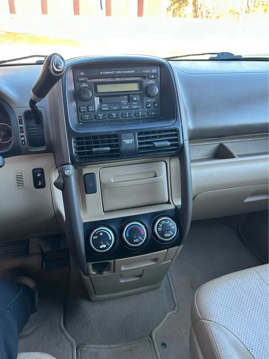 2005 Honda CR-V 2nd Gen - Image 8 of 20