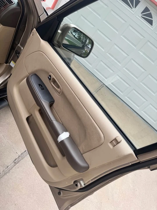 2005 Honda CR-V 2nd Gen - Image 13 of 16