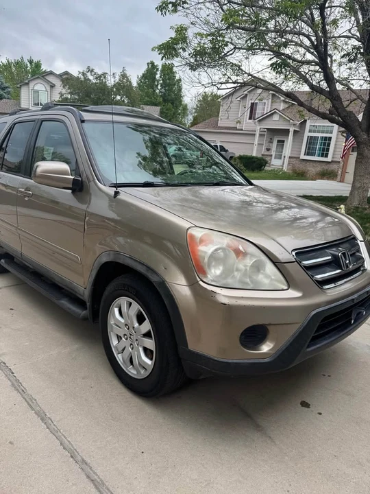 2005 Honda CR-V 2nd Gen - Image 7 of 16