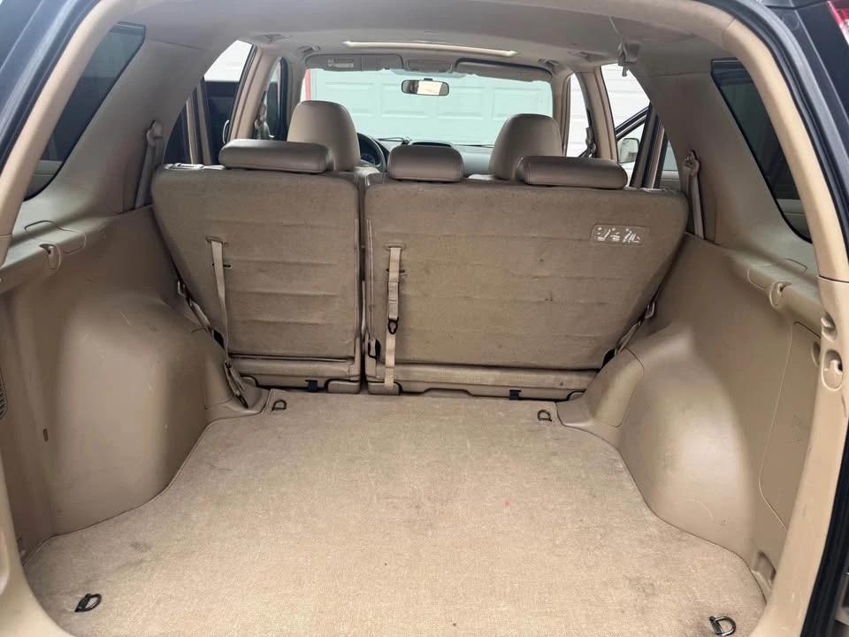 2005 Honda CR-V 2nd Gen - Image 14 of 16