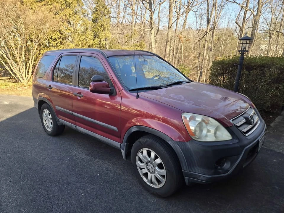 2005 Honda CR-V 2nd Gen - Image 5 of 5