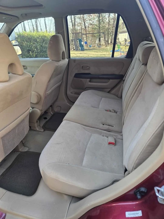 2005 Honda CR-V 2nd Gen - Image 3 of 5