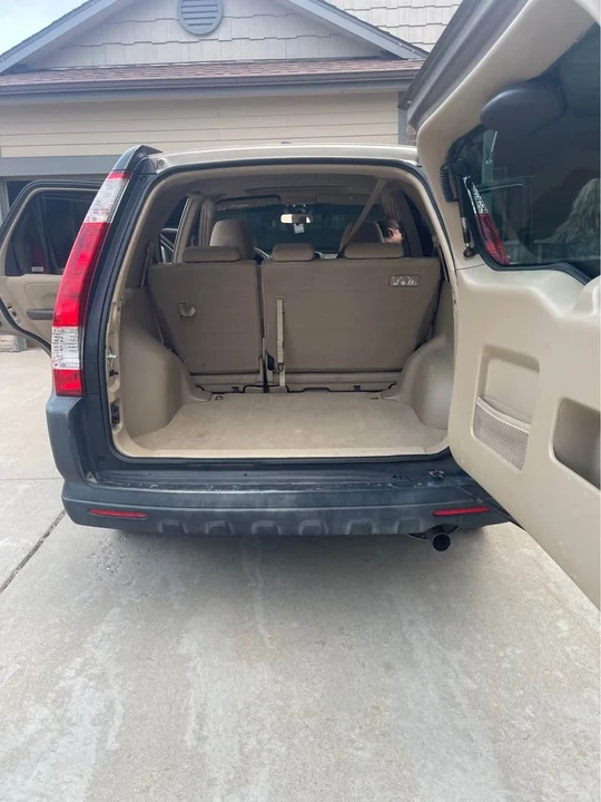 2005 Honda CR-V 2nd Gen - Image 10 of 10