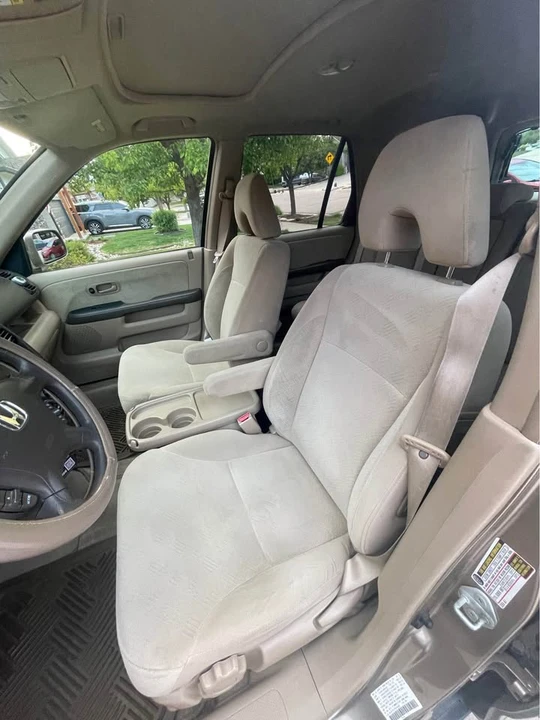 2005 Honda CR-V 2nd Gen - Image 7 of 10