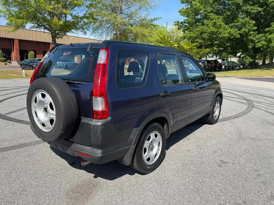 2005 Honda CR-V 2nd Gen - Image 10 of 11