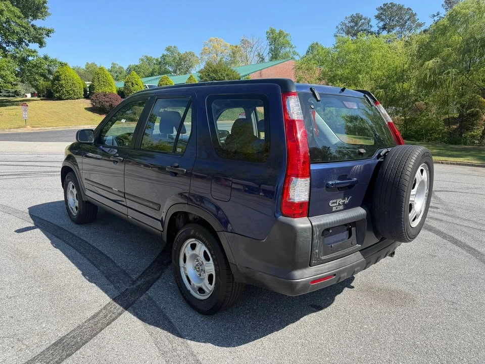2005 Honda CR-V 2nd Gen - Image 5 of 11