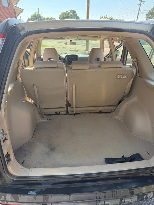 2005 Honda CR-V 2nd Gen - Image 9 of 12